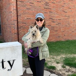 Meet your Posher, Abby